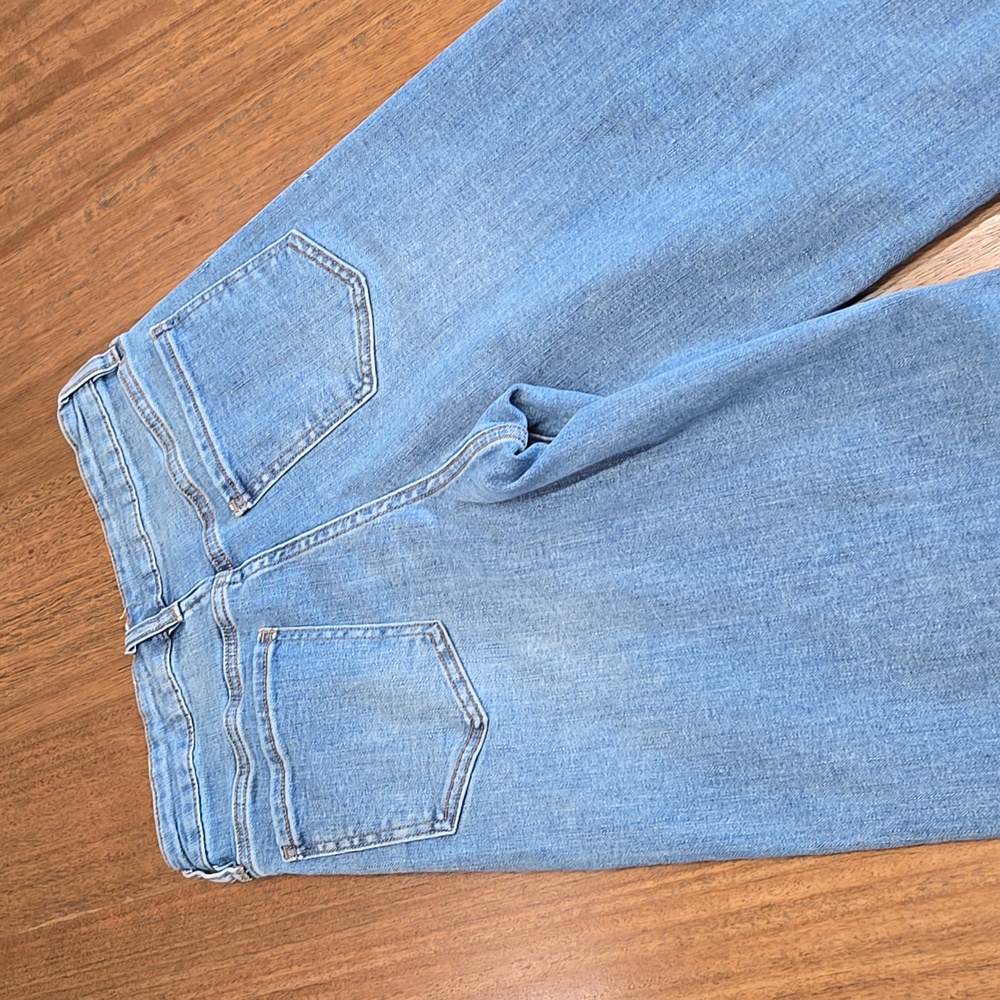 Oat New York Wide Leg Crop Jean - Picture 10 of 13
